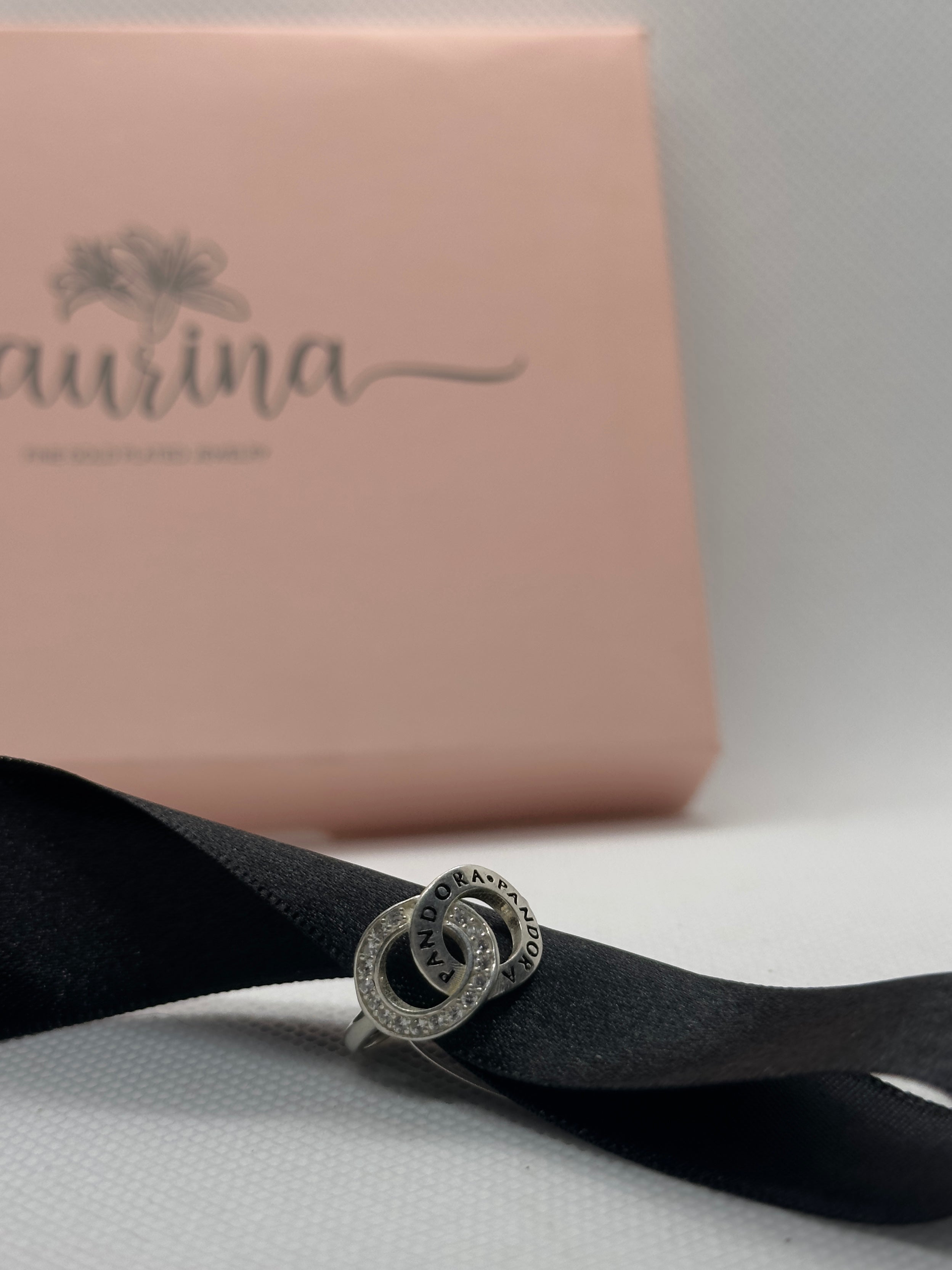 Anel Pandora zircônia