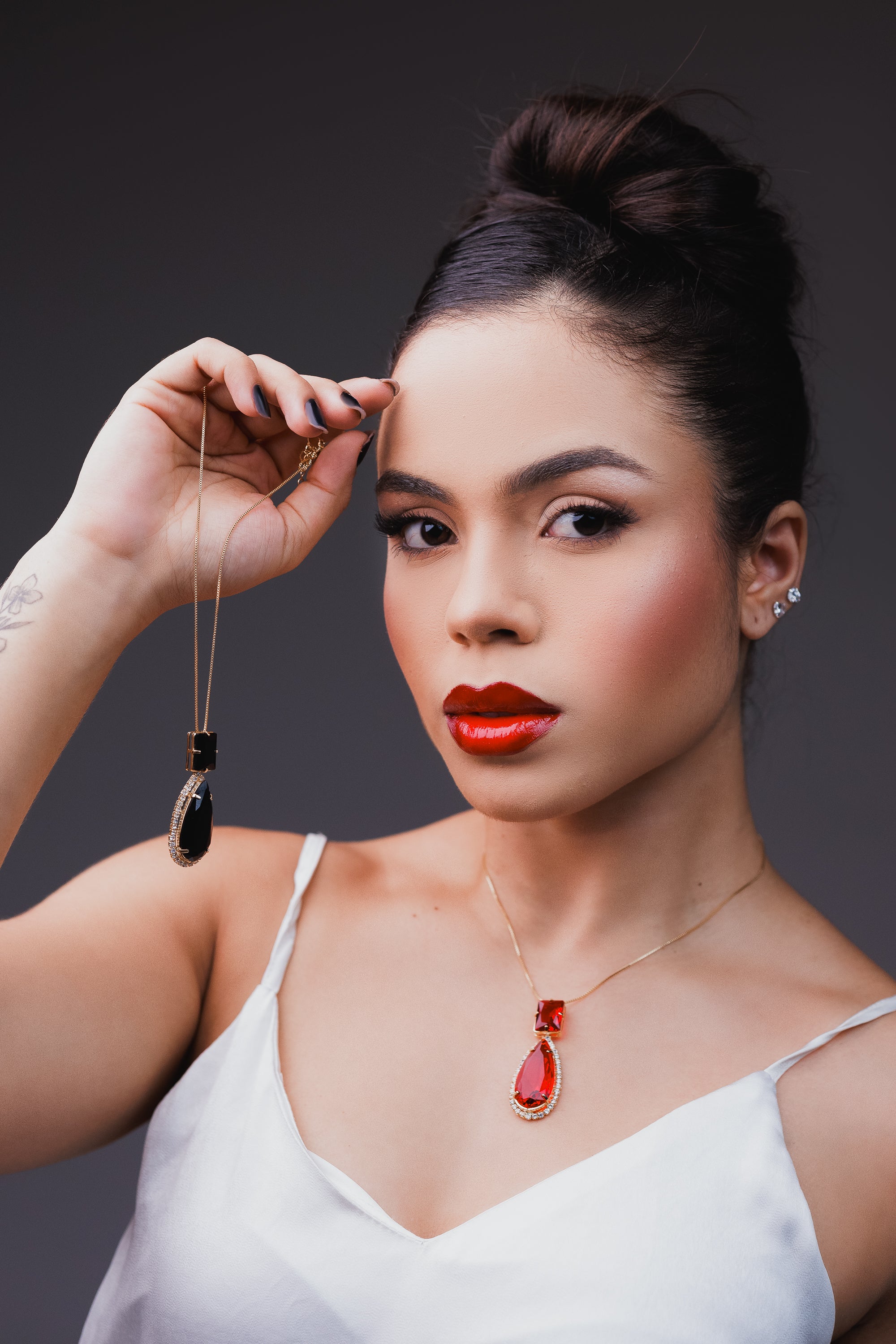 Colar gota Zircônia